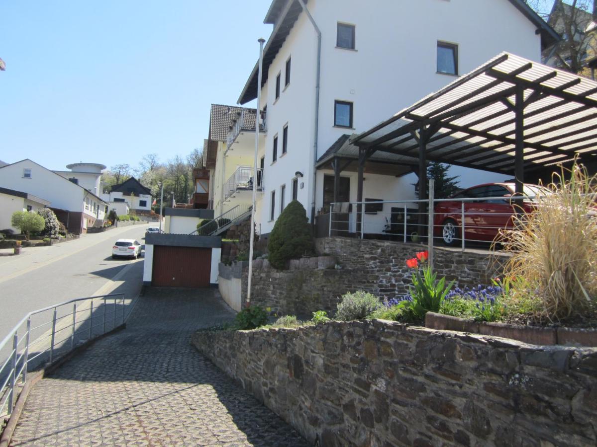 Kattenesser Moselblick Apartment ภายนอก รูปภาพ